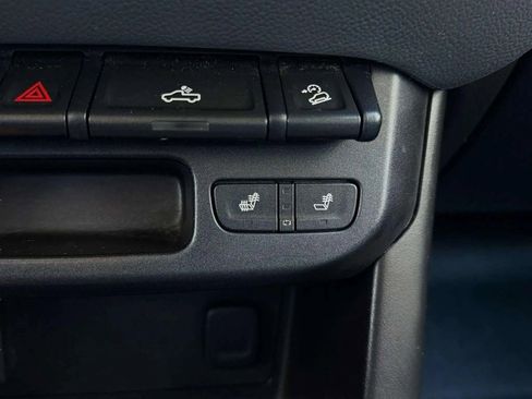 Used 2016 Chevrolet Colorado Z71 image 33