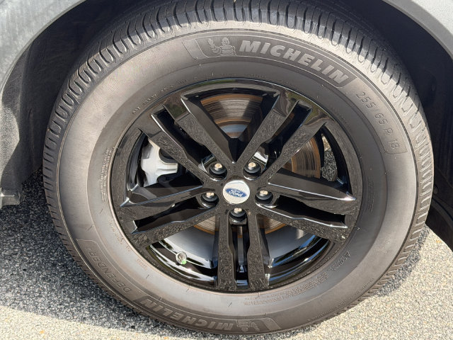 Used 2021 Ford Explorer XLT RWD image 13