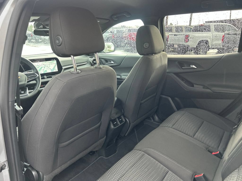 Used 2026 Chevrolet Equinox LT AWD/4WD image 34