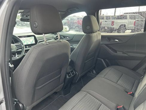 Used 2026 Chevrolet Equinox LT AWD/4WD image 34