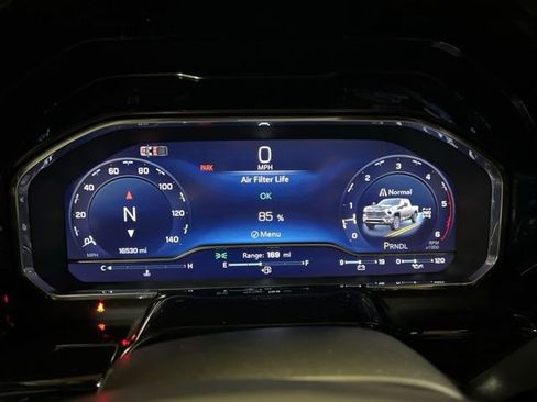 Used 2025 Chevrolet Silverado 2500 LT w/ Convenience Package image 48