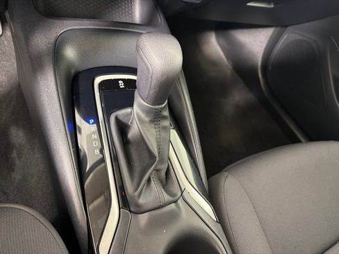 Used 2024 Toyota Corolla LE image 18