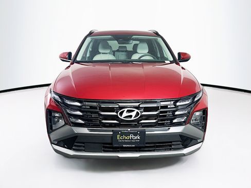 Used 2025 Hyundai Tucson SEL FWD image 2