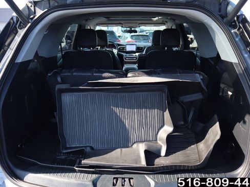 Used 2022 Ford Explorer XLT w/ Equipment Group 202A image 32