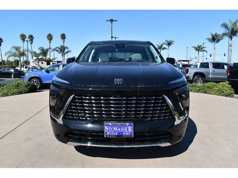 New 2026 Buick Enclave Avenir FWD image 2