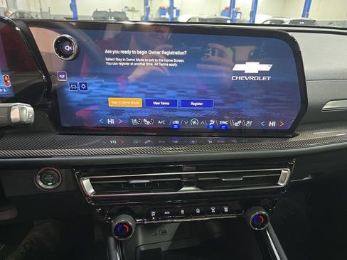 New 2026 Chevrolet Traverse High Country w/ LPO, Floor Liner Package image 22