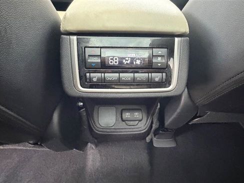 Used 2021 Subaru Ascent Limited w/ Technology Package AWD/4WD image 17