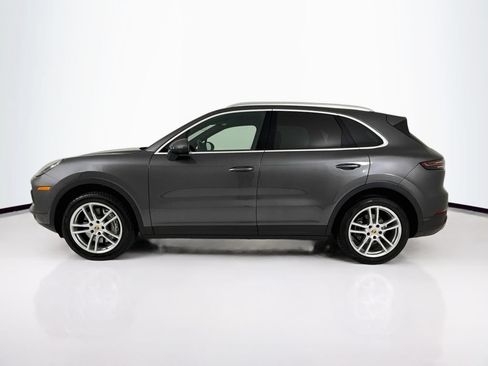 Certified 2023 Porsche Cayenne AWD/4WD image 2