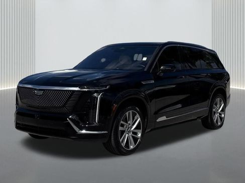 Certified 2026 Cadillac Vistiq Luxury image 1