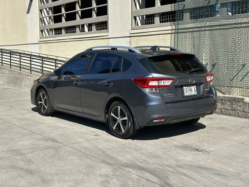 Used 2019 Subaru Impreza 2.0i Premium image 5