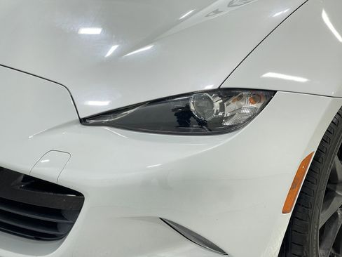 Used 2017 MAZDA MX-5 Miata RF Club image 28