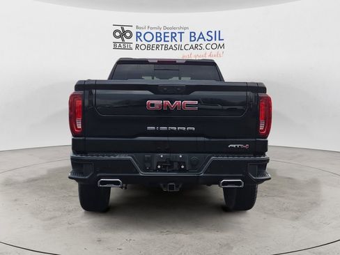Used 2023 GMC Sierra 1500 AT4 w/ AT4 Premium Package image 4