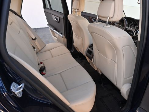 Used 2015 Mercedes-Benz GLK 350 2WD image 13