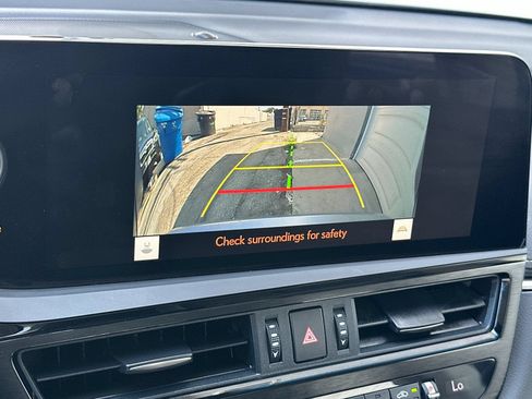 Used 2023 Lexus ES 300h w/ Premium Package FWD image 21