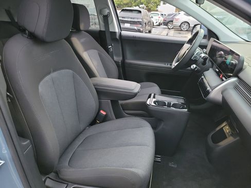 Certified 2025 Hyundai Ioniq 5 SE image 21