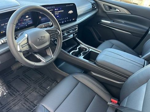 New 2026 Chevrolet Traverse LT w/ Midnight/Sport Edition image 13