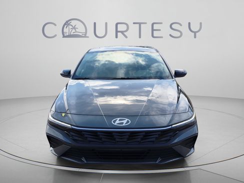 New 2026 Hyundai Elantra SEL Sport FWD image 8