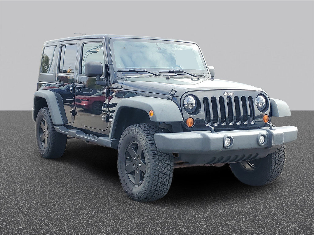 Used 2011 Jeep Wrangler Unlimited Sport w/ Trailer Tow Group AWD/4WD image 4