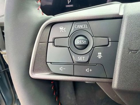 New 2026 Nissan Sentra SR w/ Floor Mat Package FWD image 29