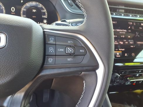 New 2025 Jeep Grand Cherokee Laredo X w/ Luxury Tech Group I image 26