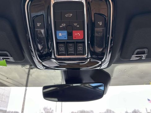 Certified 2023 Jeep Grand Cherokee L Summit w/ High Altitude Package AWD/4WD image 31