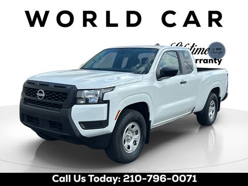 Used 2025 Nissan Frontier S RWD image 3