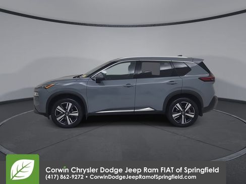 Used 2021 Nissan Rogue SL FWD image 9