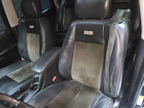 Used 2007 Chevrolet TrailBlazer SS image 80