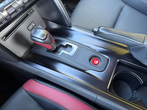 Used 2015 Nissan GT-R Black Edition image 31