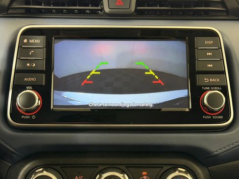 Used 2025 Nissan Versa SV FWD image 22