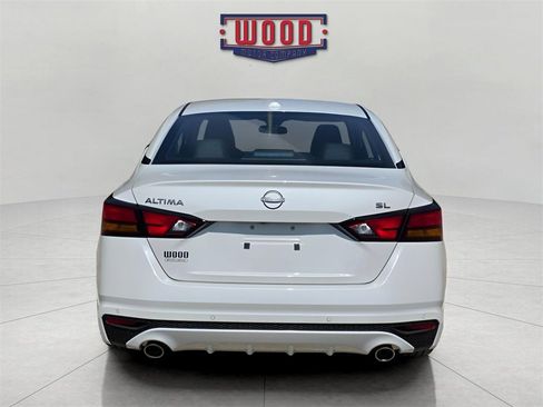 New 2025 Nissan Altima 2.5 SL image 3