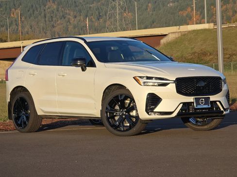New 2026 Volvo XC60 B5 Ultra w/ Protection Package Premier image 1