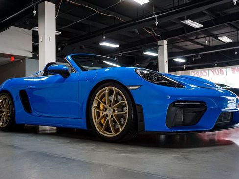 Used 2023 Porsche 718 Boxster Spyder RWD image 4