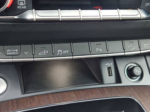 Used 2024 Audi Q5 e Premium Plus w/ Premium Plus Package image 20