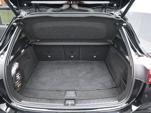 New 2025 Mercedes-Benz GLA 250 4MATIC image 12