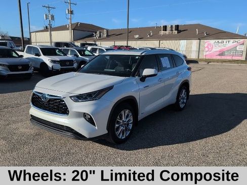 Used 2021 Toyota Highlander Limited image 17