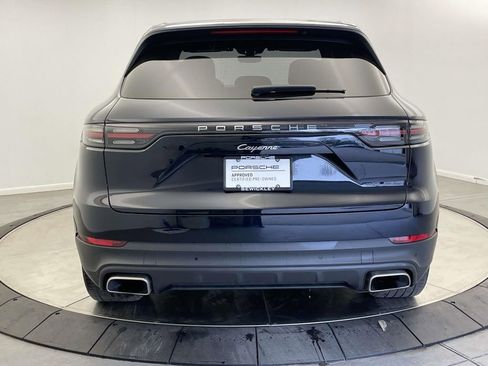 Used 2022 Porsche Cayenne image 6