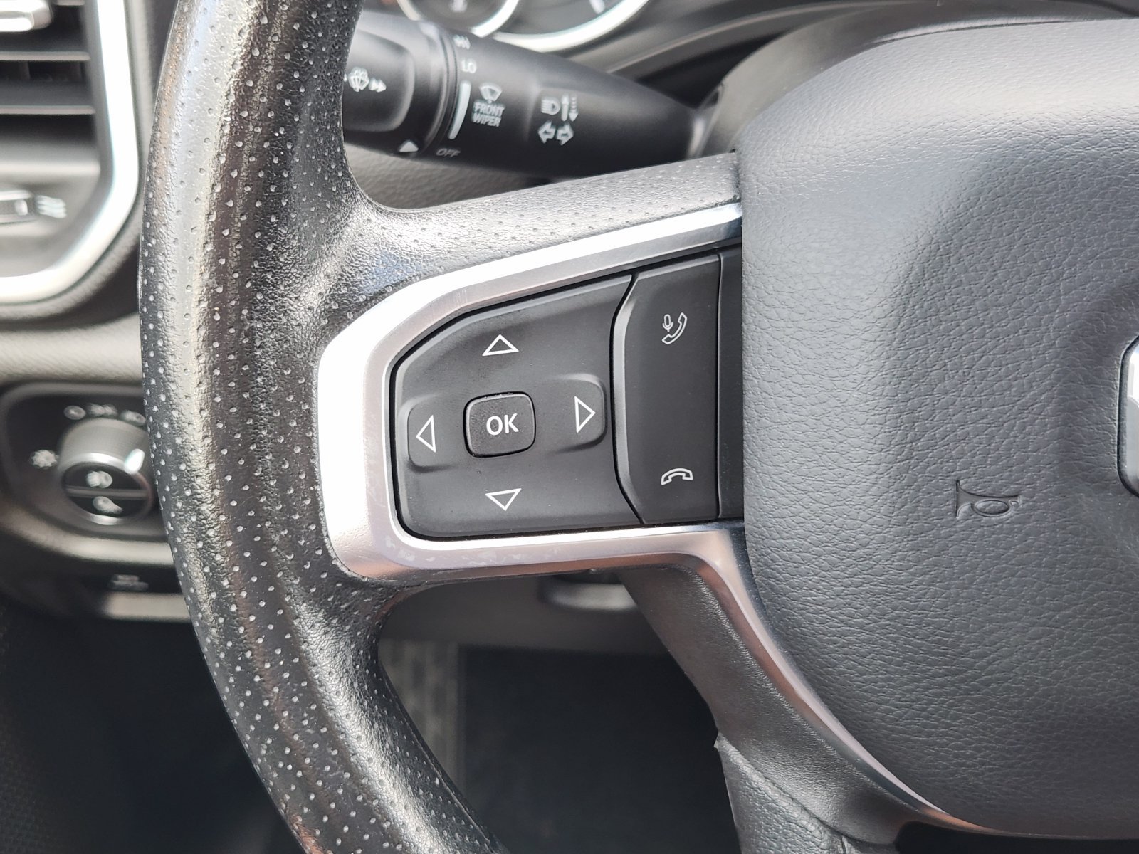Used 2025 RAM 1500 Big Horn RWD image 38