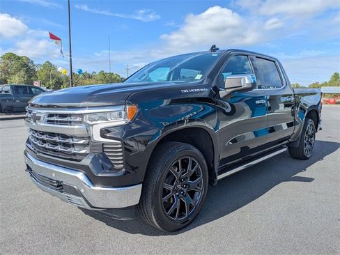 Used 2024 Chevrolet Silverado 1500 LTZ w/ LTZ Convenience Package II image 8