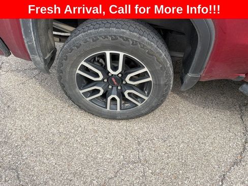 Used 2025 GMC Sierra 1500 AT4 w/ AT4 Premium Package AWD/4WD image 15