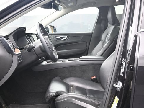 Used 2020 Volvo XC60 T5 Inscription w/ Protection Package AWD/4WD image 16