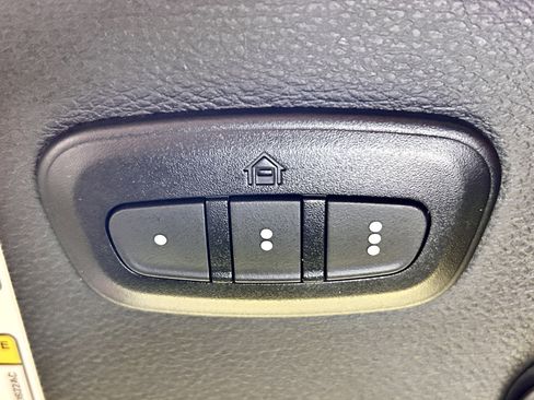 Certified 2023 Jeep Wrangler Sport S w/ Sun And Sound Package image 42