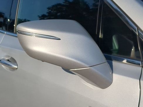 Used 2022 Buick Enclave Essence w/ Experience Buick Package image 12