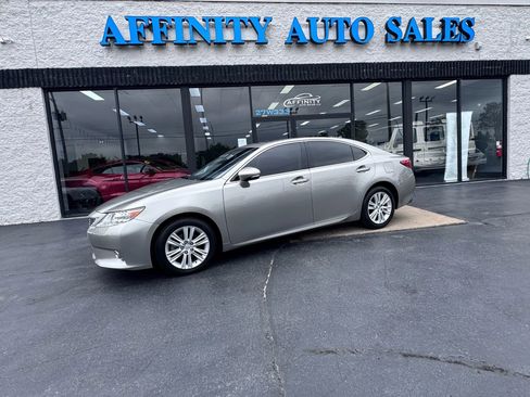 Used 2015 Lexus ES 350 image 2