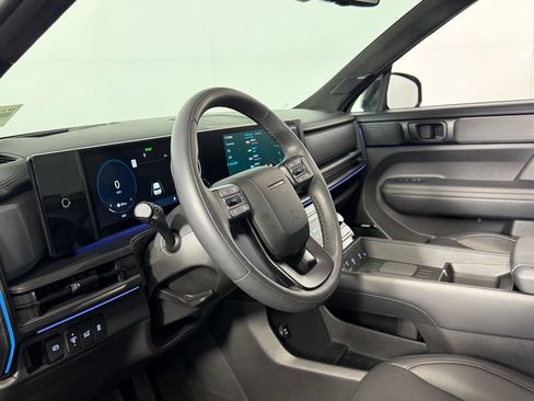 Used 2025 Hyundai Santa Fe Calligraphy AWD/4WD image 22