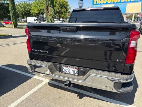 Used 2021 Chevrolet Silverado 1500 LT RWD image 3