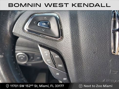 Used 2017 Lincoln MKC Reserve image 29