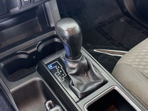 Used 2022 Toyota Tacoma SR RWD image 20
