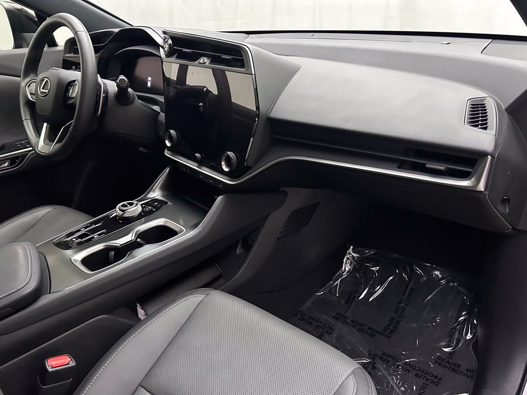 Used 2023 Lexus RZ 450e Premium w/ Technology Package AWD/4WD image 18