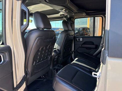 Used 2020 Jeep Gladiator Mojave image 22
